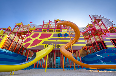 無(wú)動(dòng)力古船主題公園案例