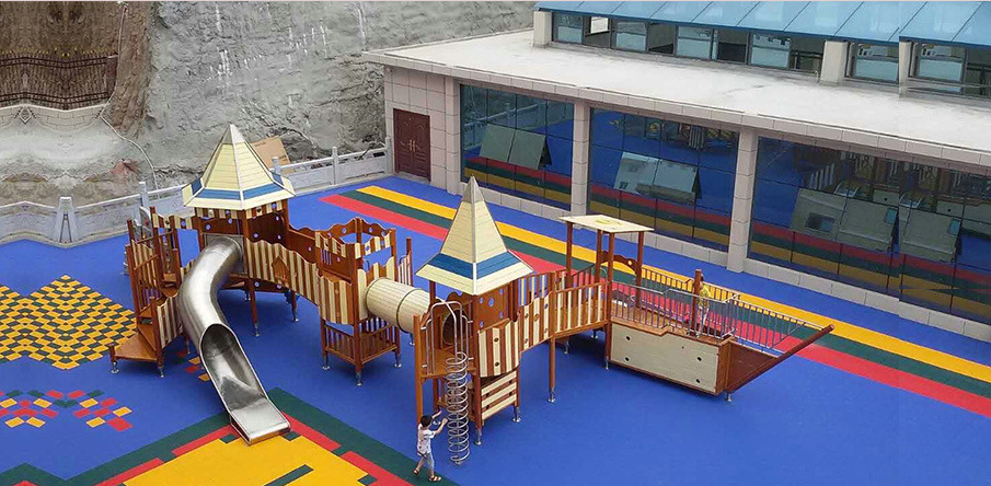 幼兒園定制木質(zhì)游樂(lè)設(shè)備