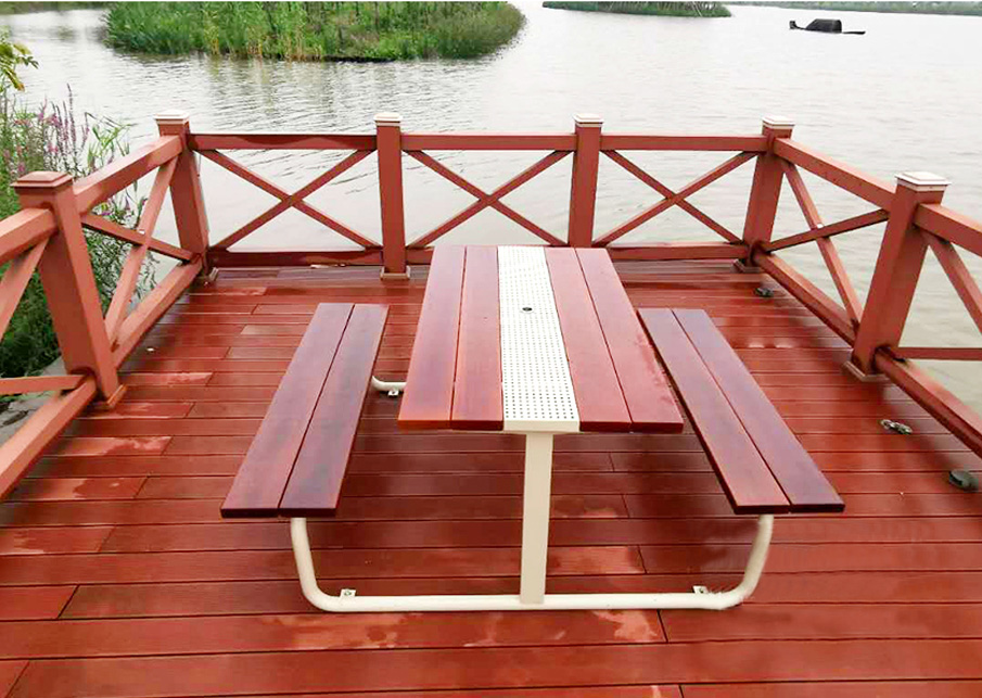 戶外簡約座椅實(shí)拍效果圖二