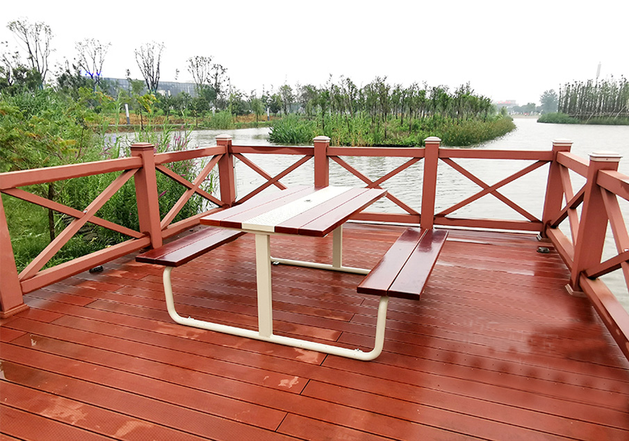 戶外簡約座椅實(shí)拍效果圖三