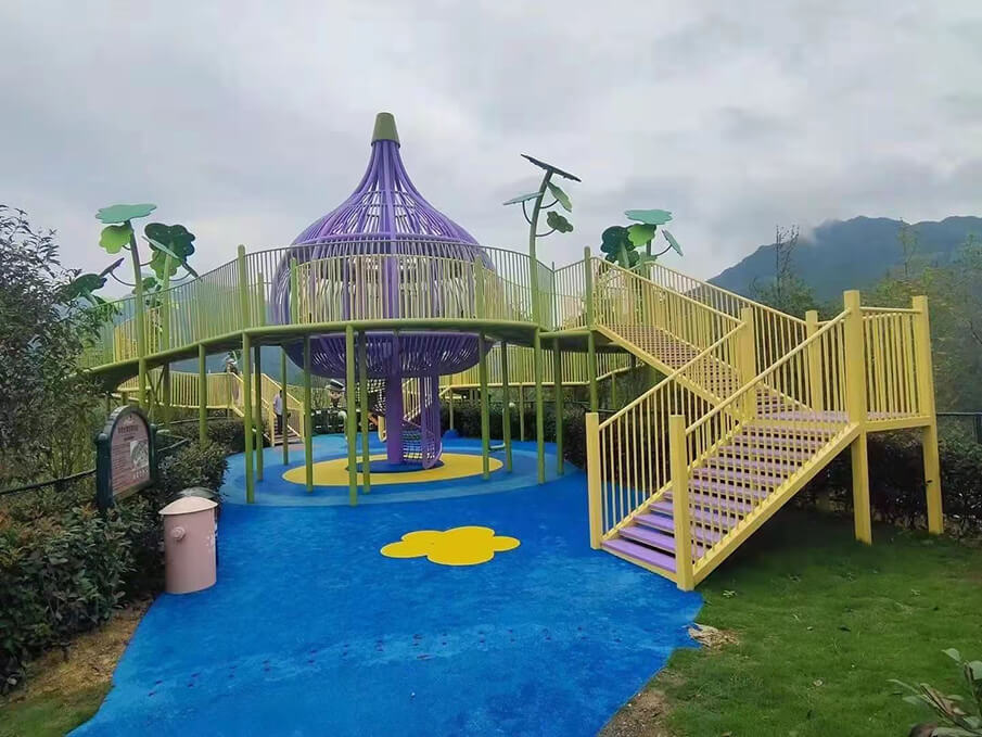 大型非標(biāo)游樂設(shè)備實(shí)拍圖