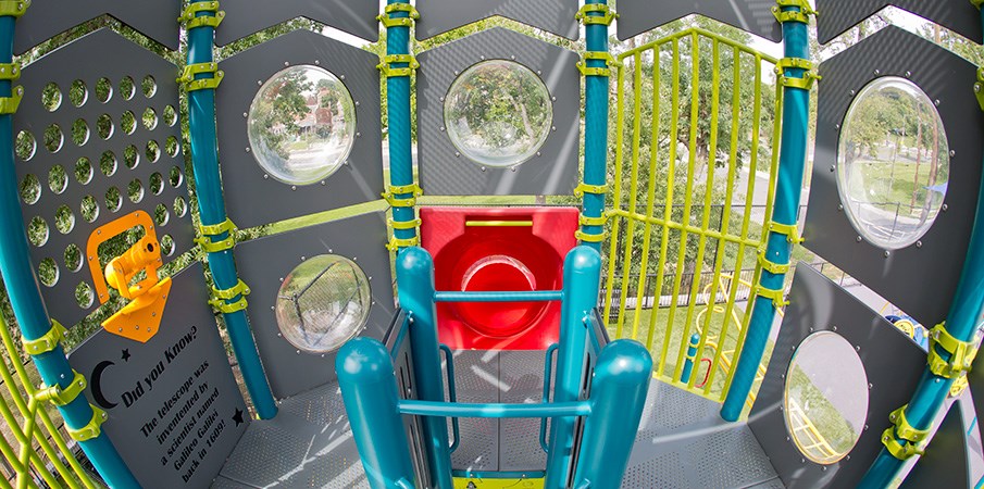 旅游景區(qū)游樂(lè)設(shè)備定制內(nèi)部結(jié)構(gòu)