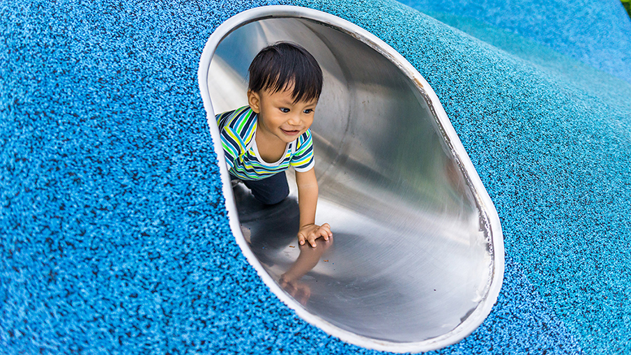 居住區(qū)兒童樂園設(shè)計(jì)不銹鋼鉆洞