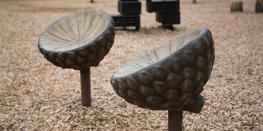 海盜船無(wú)動(dòng)力游樂(lè)設(shè)施