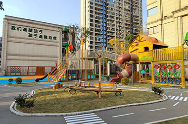 幼兒園戶外攀爬組合設(shè)備