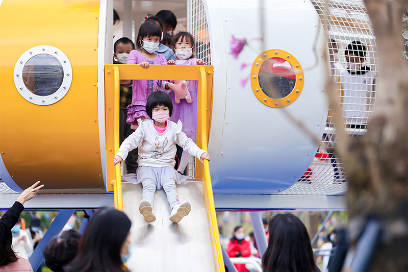 新型飛碟游樂設(shè)施