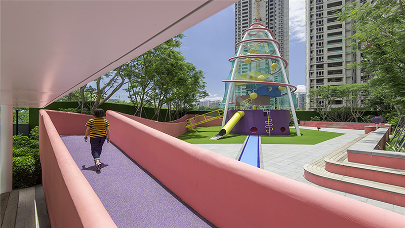 社區(qū)兒童游樂場塔樓