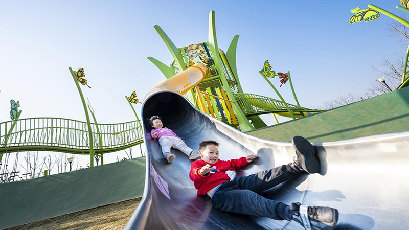 春意十足的主題兒童樂園不銹鋼滑梯