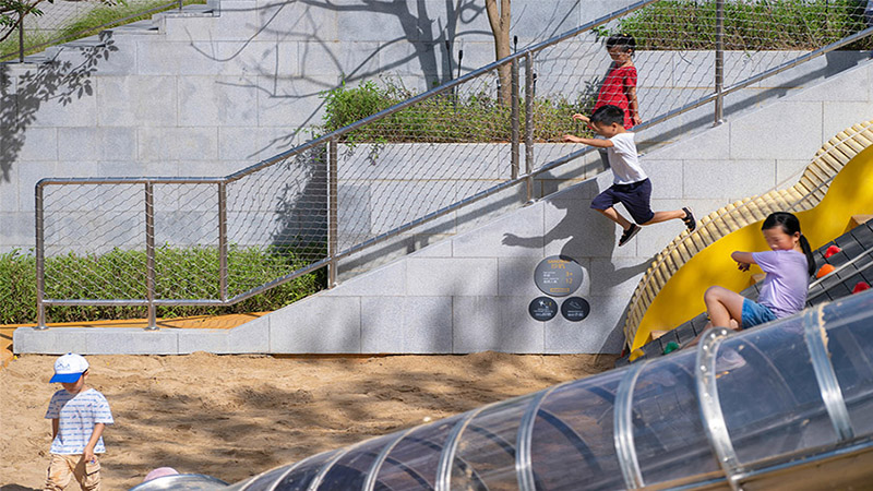 綠色生態(tài)攀爬公園游樂(lè)場(chǎng)沙坑