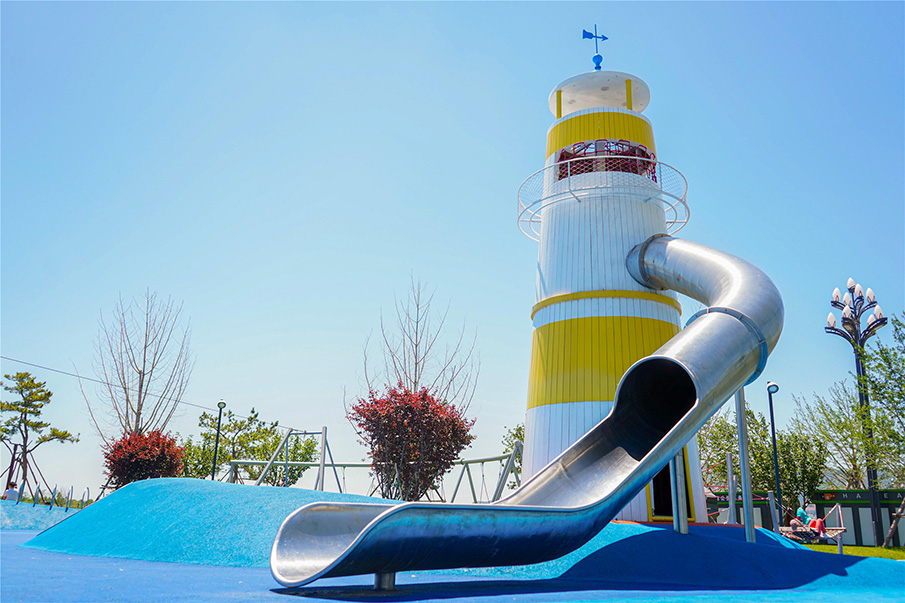 兒童無動(dòng)力游樂設(shè)備正面圖