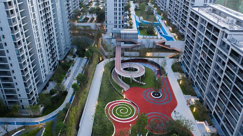 社區(qū)兒童游樂場