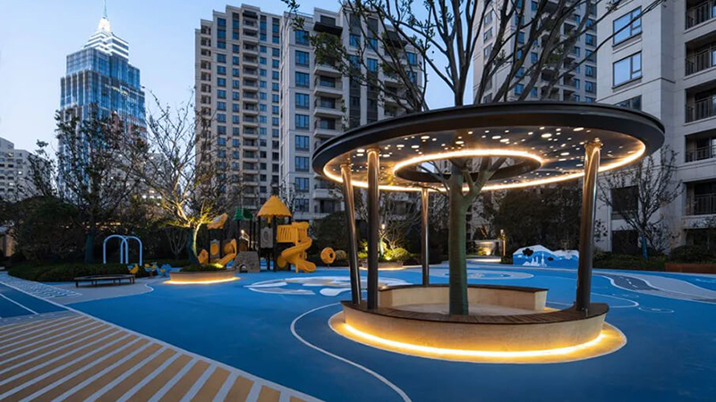 社區(qū)兒童游樂場