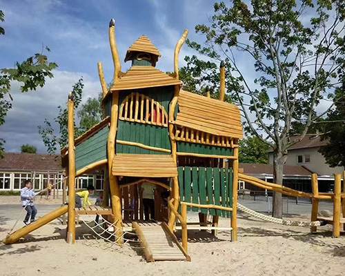 戶外原木非標(biāo)游樂設(shè)備價(jià)格