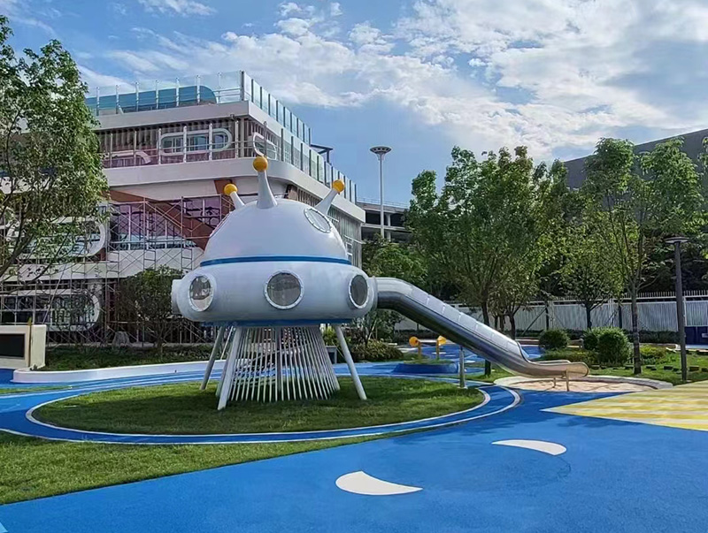 小區(qū)不銹鋼滑梯