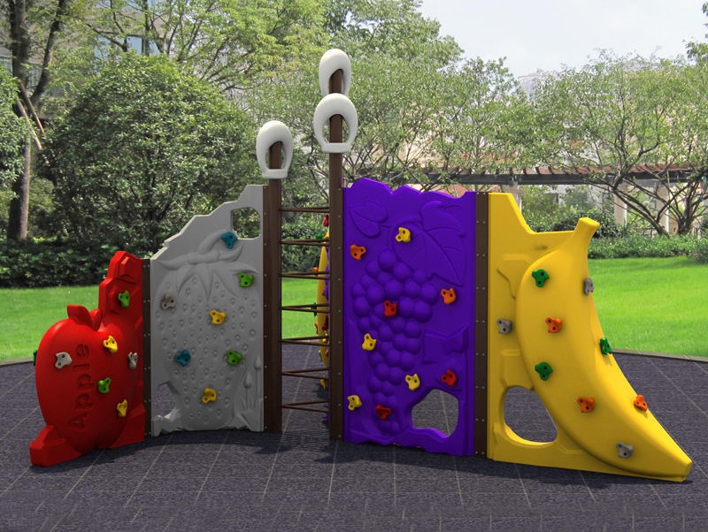 戶外兒童攀巖設備效果