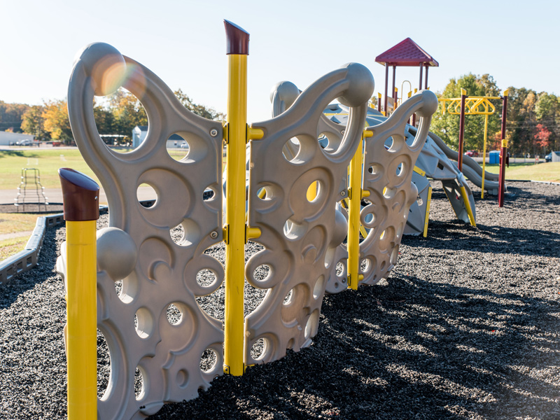 戶外兒童攀巖設備