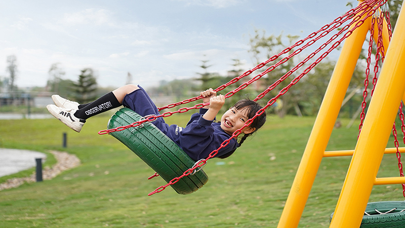 無(wú)動(dòng)力兒童游樂(lè)設(shè)備廠家