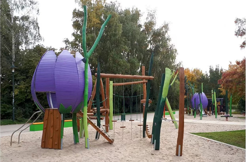 木質(zhì)游樂設(shè)備