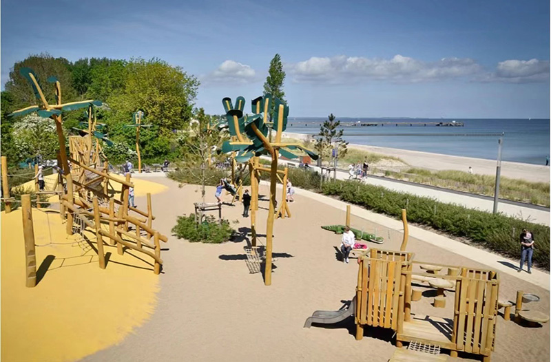 公園原木組合滑梯