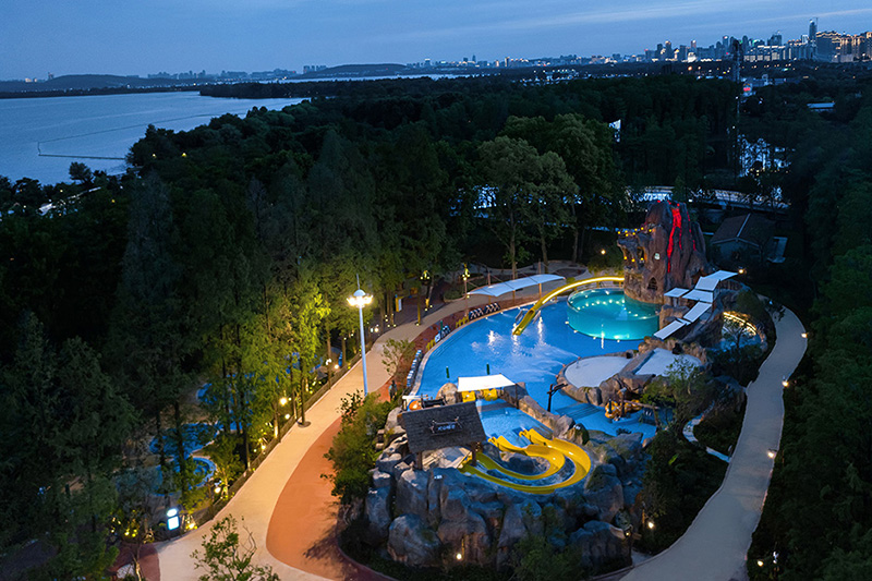 戶外公園游樂設(shè)備