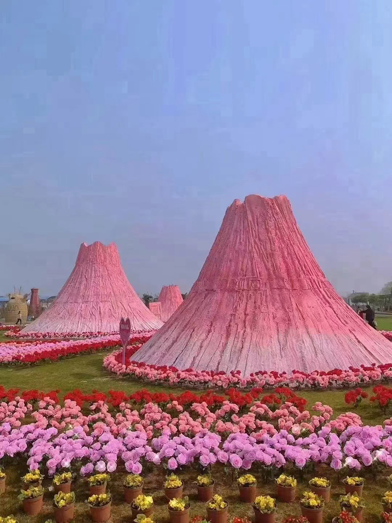 景區(qū)網(wǎng)紅火山噴發(fā)