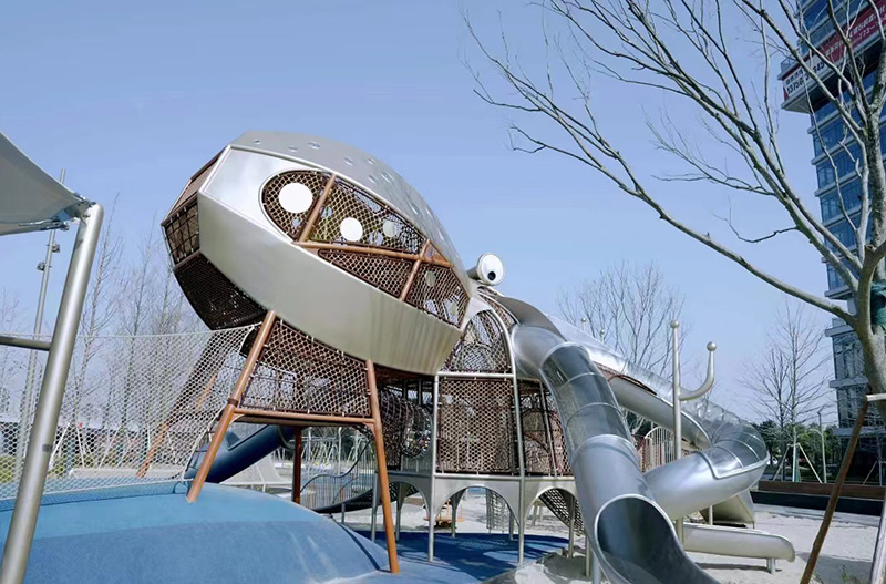 大型游樂場非標游樂設(shè)施