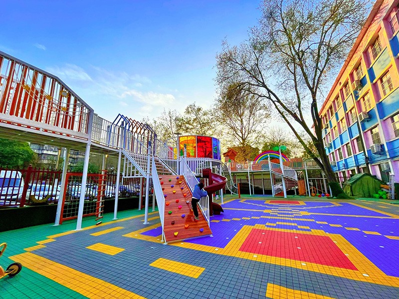 幼兒園室外兒童游樂設(shè)施