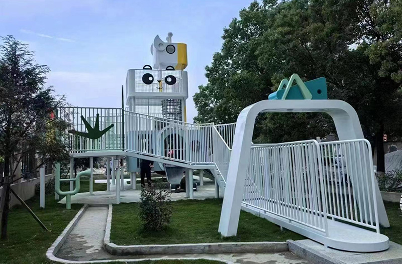 足球造型攀爬設(shè)備