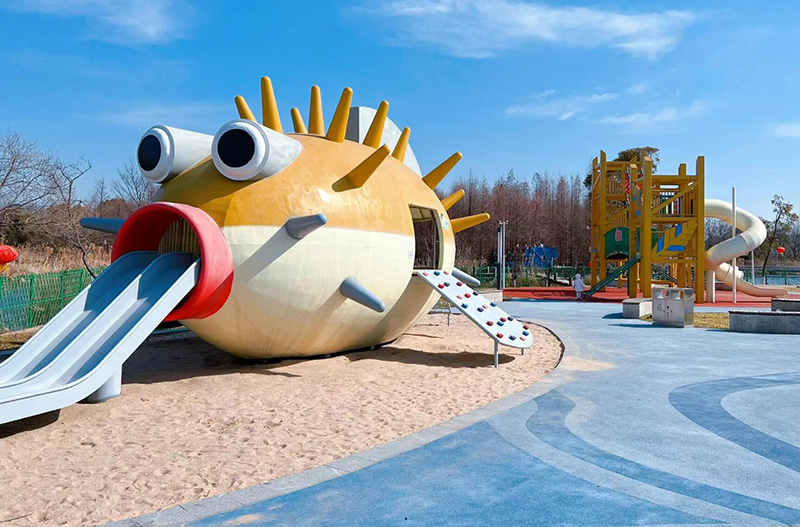 大型戶外木質(zhì)滑梯