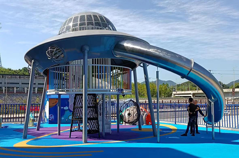 大型飛碟不銹鋼滑梯