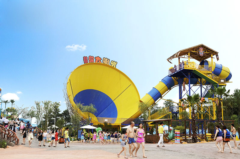 大喇叭水上滑梯設(shè)計(jì)