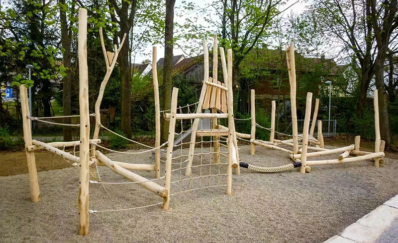公園戶(hù)外木質(zhì)拓展設(shè)備