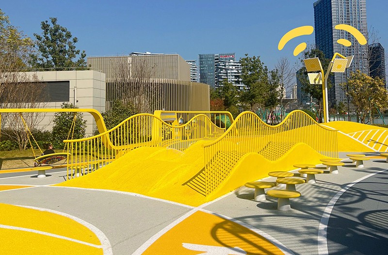 商場戶外游樂設(shè)備