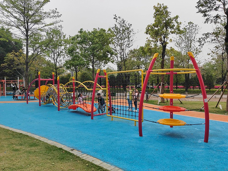 戶外兒童樂園游樂設(shè)備