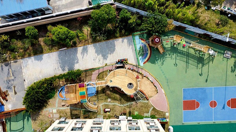 戶外幼兒園游樂設(shè)施