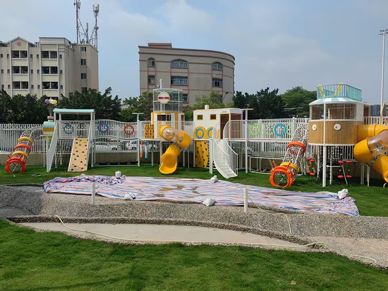 幼兒園室外游樂設(shè)施