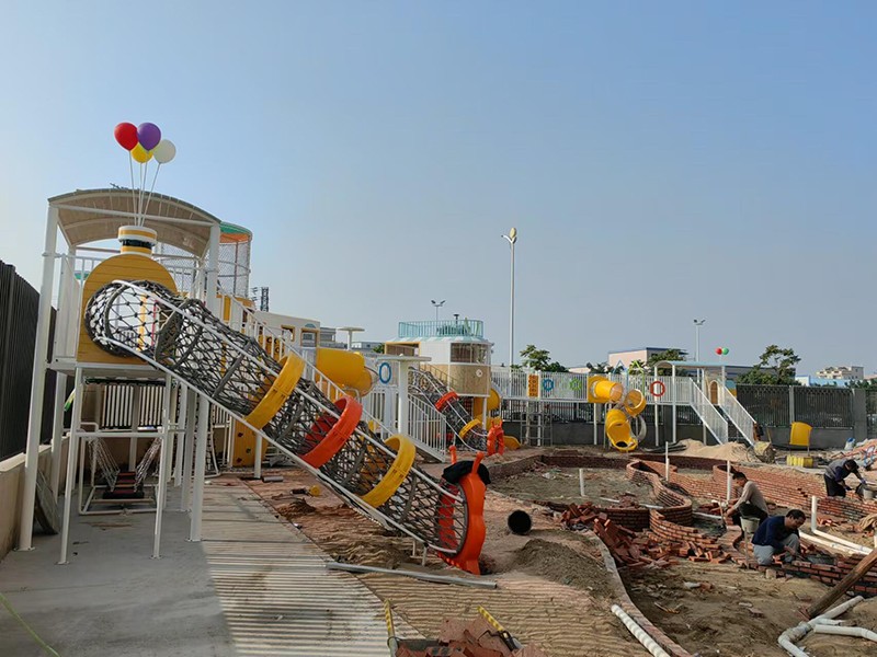 幼兒園室外游樂設(shè)備