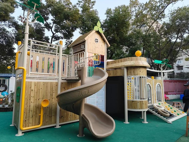 小木屋游樂設(shè)備