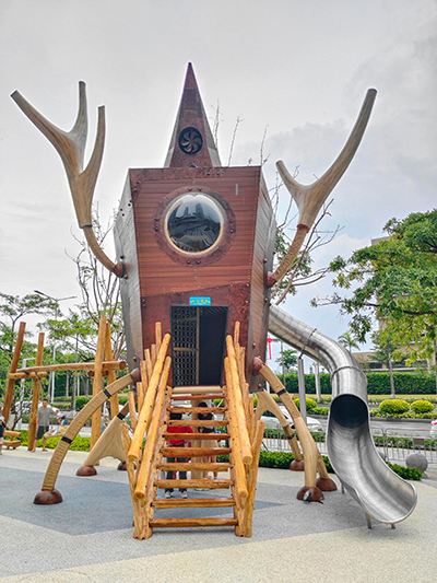 無動(dòng)力游樂設(shè)備項(xiàng)目案例滑梯部分